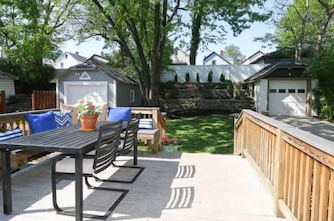 Foto 29 - Oakley Square 3br Charmer - Total Walkability 3 Bedroom Home by RedAwning