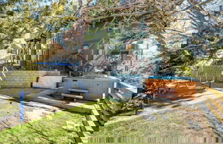 Foto 3 - Endless View Lodge by Avantstay Incredible Views Close To Bear Mountain Ski Resort w/ Hot Tub