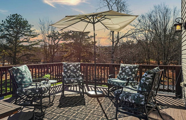 Lake View Retreat Avantstay Entertainer's Home Yard, Deck, Game Room - Foto 46