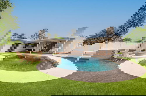 Foto 20 - Bright Eyes by Avantstay Chic Boho Retreat, Pool