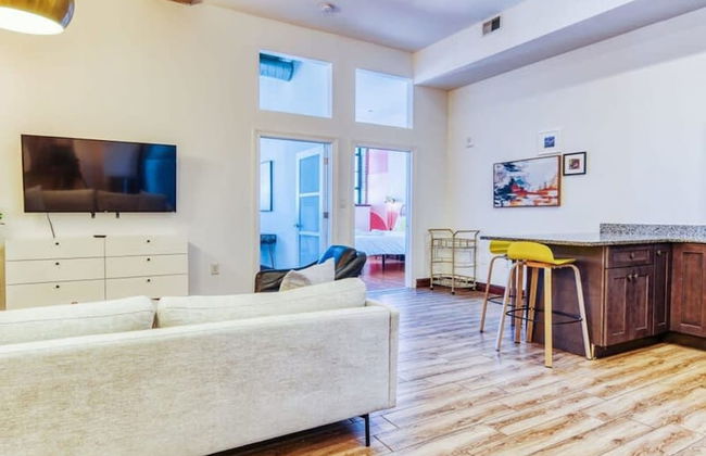 Sosuite 2BR Apt w W/d, Gym, On-site Restaurant - Foto 9