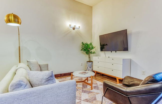 Sosuite 2BR Apt w W/d, Gym, On-site Restaurant - Foto 56