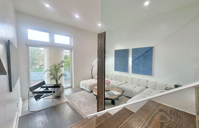 The Josephine Villa by Luxe PGH - Photo 26