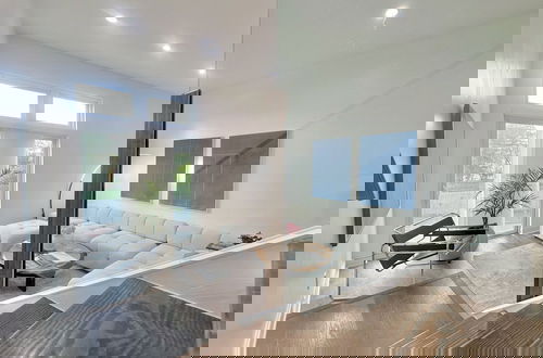 Photo 26 - The Josephine Villa by Luxe PGH