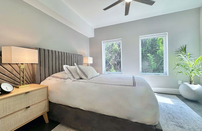 The Josephine Villa by Luxe PGH - Photo 6