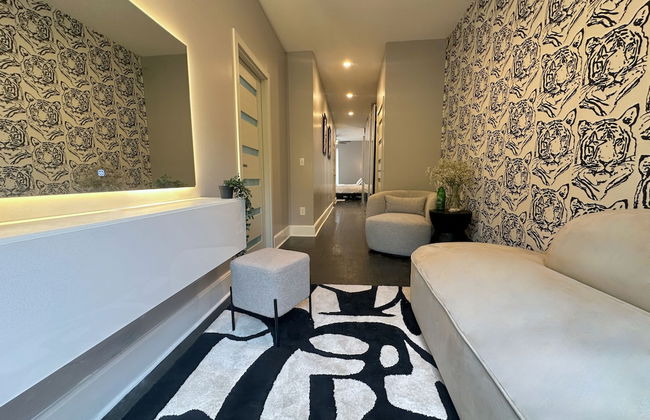 The Josephine Villa by Luxe PGH - Photo 15