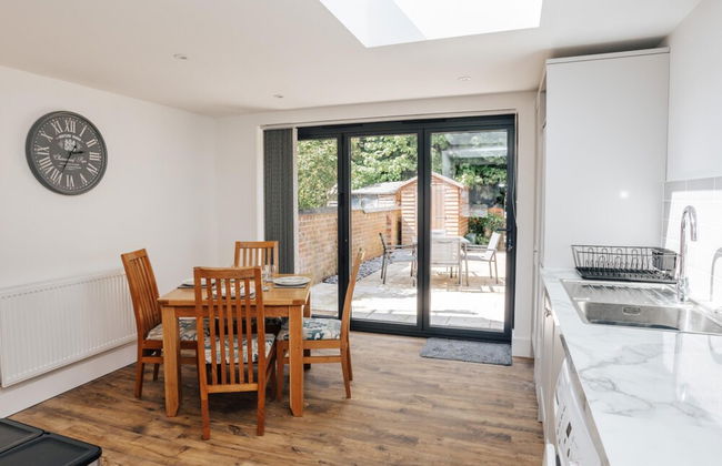 Apple Blossom - From 125 Per Night - Foto 13