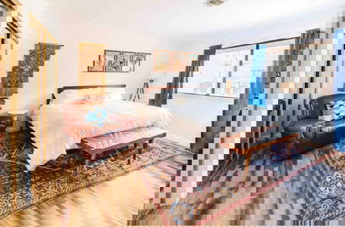 Foto 22 - Cozy Rustic Home Minutes to Joshua Tree Nat l Park