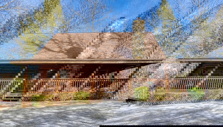 Foto 1 - Er92 - Virginia's Villa - Great Location! Close To All The Action! 5 Bedroom Cabin by RedAwning