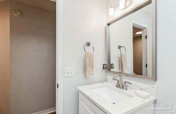 Coastal Retreat 3 Bedroom Home by RedAwning - Foto 13