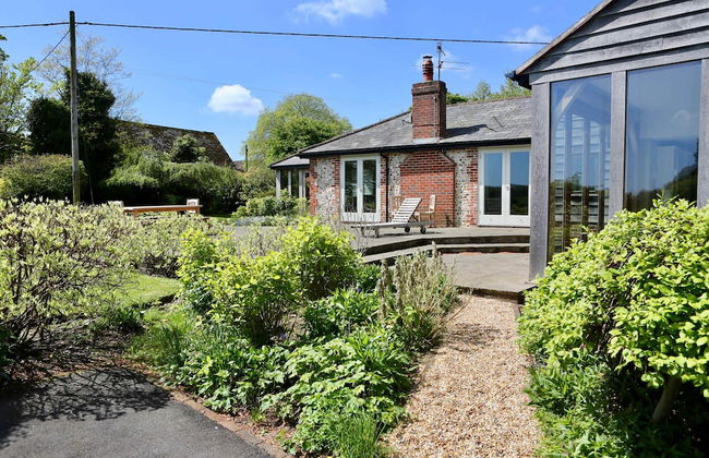 Charming Cottage for 10 in Heart of South Downs - Foto 43