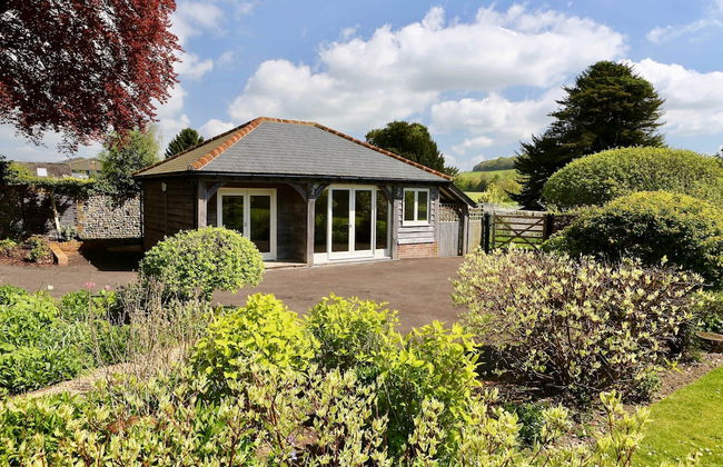 Charming Cottage for 10 in Heart of South Downs - Foto 9