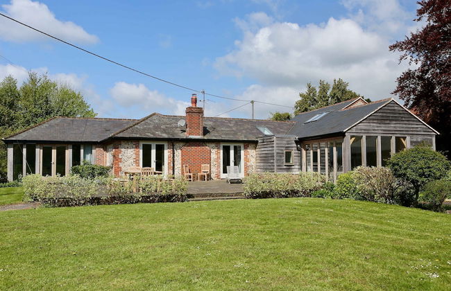 Charming Cottage for 10 in Heart of South Downs - Foto 6
