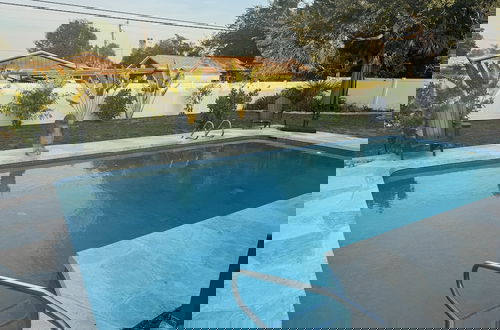 Foto 30 - Sarasota Resort-Like Living