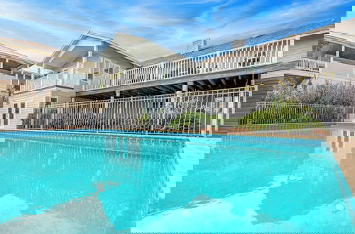 Photo 46 - Harborside by Avantstay Expansive Destin Retreat