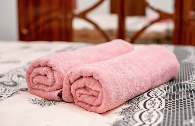 Apartments with bedrooms at the center - Photo 7