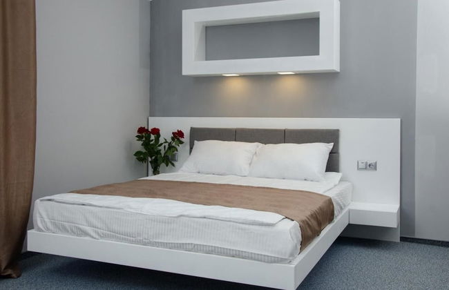 Pushkinskaya Apartments - Photo 13