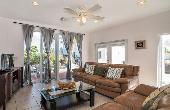 Grace Bay Beach Ocean Villas - Photo 62