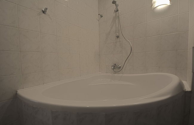 Olga Apartments on Maidan Nezalezhnosti - Photo 79