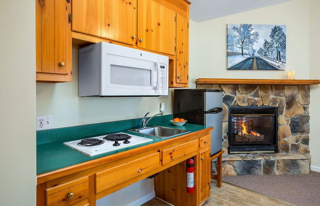 Love Ridge Mountain Lodging - Foto 37