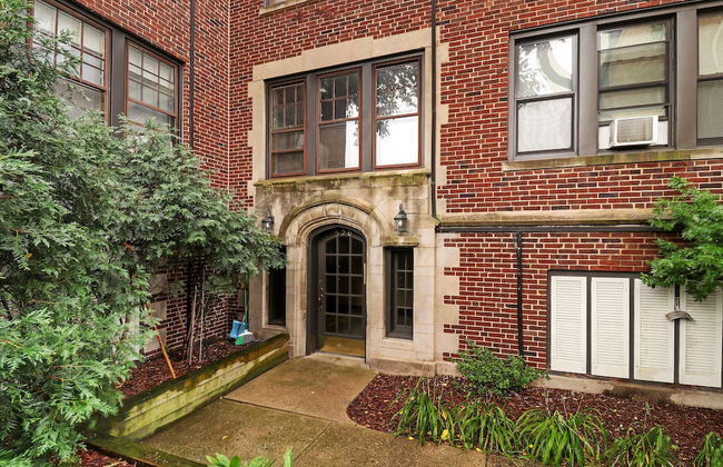 Simple and Roomy 1BR Apt in Evanston - Foto 14
