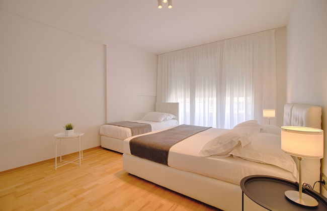 The Rooms Apartments Tirana - Foto 26