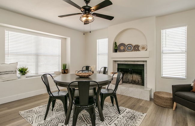 Upgraded 4-bdrm Beautiful Home W/pool! - Foto 41
