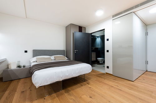Foto 3 - Elegant Stylish Apartment in a new Modern Complex