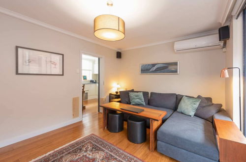 Photo 14 - Light 2 Bedroom Apartment in Elwood With Balcony