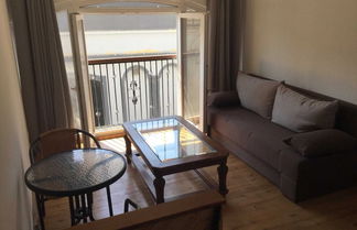 Foto 1 - Charming 1-bed Apartment in Larnaca