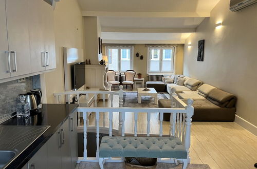 Photo 9 - Sleek Flat Close to Osmanbey Metro Station