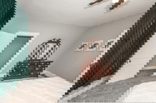 Photo 4 - Suites on Main 2
