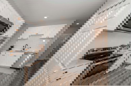 Photo 3 - The Luxe Spot 1