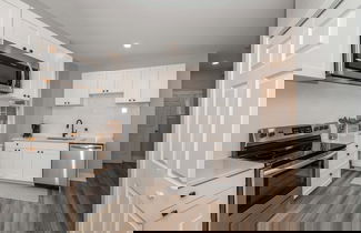 Photo 3 - The Luxe Spot 1