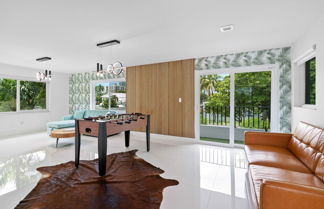 Photo 2 - Wonderful 5BR House At Brickell Miami