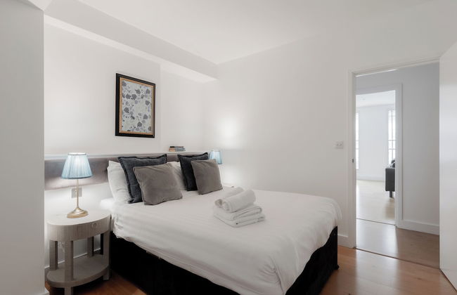 Covent Garden by Excel Apartments - Photo 15