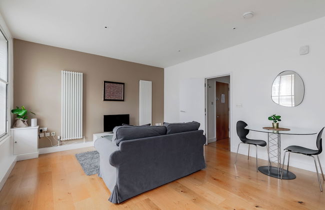 Covent Garden by Excel Apartments - Photo 38