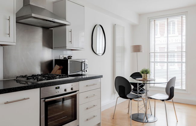 Covent Garden by Excel Apartments - Photo 28