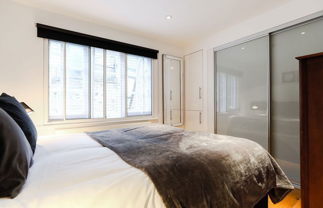 Covent Garden by Excel Apartments - Photo 3