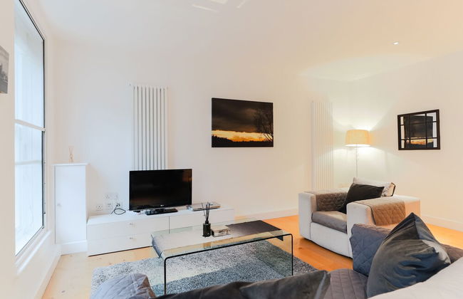 Covent Garden by Excel Apartments - Photo 32