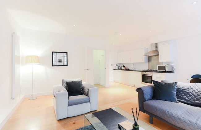 Covent Garden by Excel Apartments - Photo 36