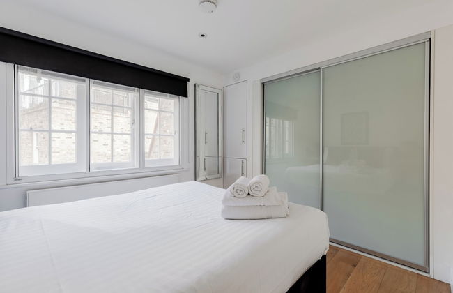 Covent Garden by Excel Apartments - Photo 19