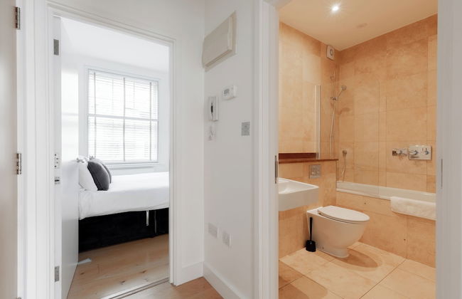 Covent Garden by Excel Apartments - Photo 11
