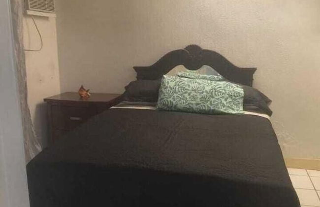 Cottage at West 7 Palms - Photo 3