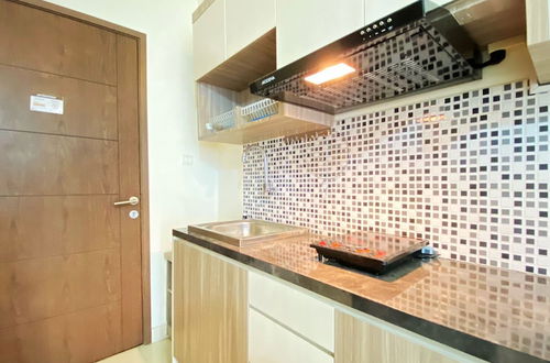 Foto 7 - Comfy Studio Apartment at Harvard Jatinangor