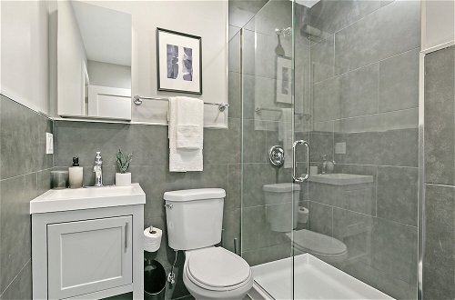 Photo 18 - Comfy & Stylish 2BR 1BA in West Town