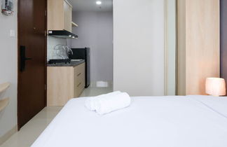 Photo 3 - Best Choice And Nice Studio Apartment At Grand Dharmahusada Lagoon