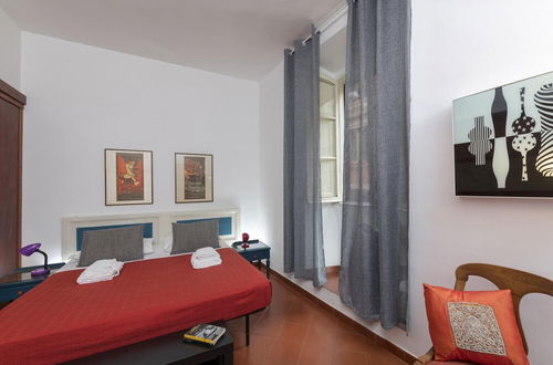 Photo 10 - Opera in Roma With 2 Bedrooms and 1 Bathrooms