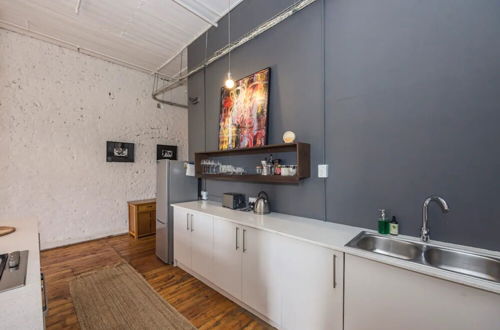 Photo 10 - Modern Minimalism 2 Bedroom Apartment Near the Castle of Good Hope