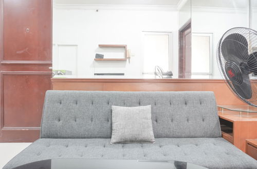 Photo 14 - Fully Furnished And Comfy 2Br Apartment At Gajah Mada Mediterania